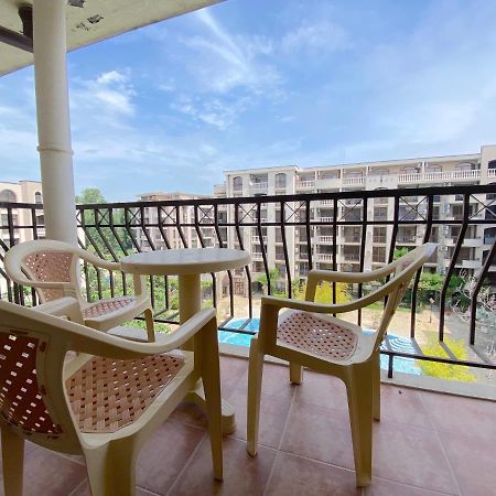 Cascadas Family Resort - Private Apartment - Bsr Pantai Sunny Bagian luar foto