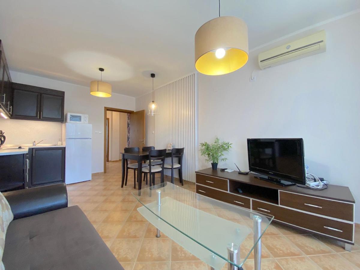 Cascadas Family Resort - Private Apartment - Bsr Pantai Sunny Bagian luar foto
